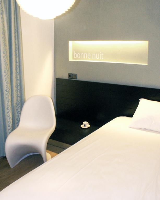 Despotiko Apt. Hotel & Suites Торони Стая снимка